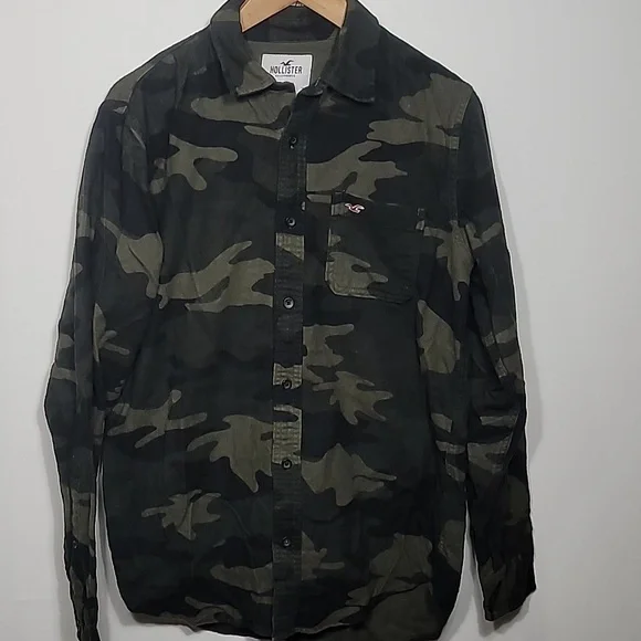 Hollister Men's Camouflage Shirt Flannel Button Down - Picture 3 of 5